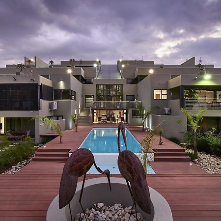 Dynasty Forest Sandown Serviced Apartments & Self Catering Hotel جوهانسبورغ المظهر الخارجي الصورة