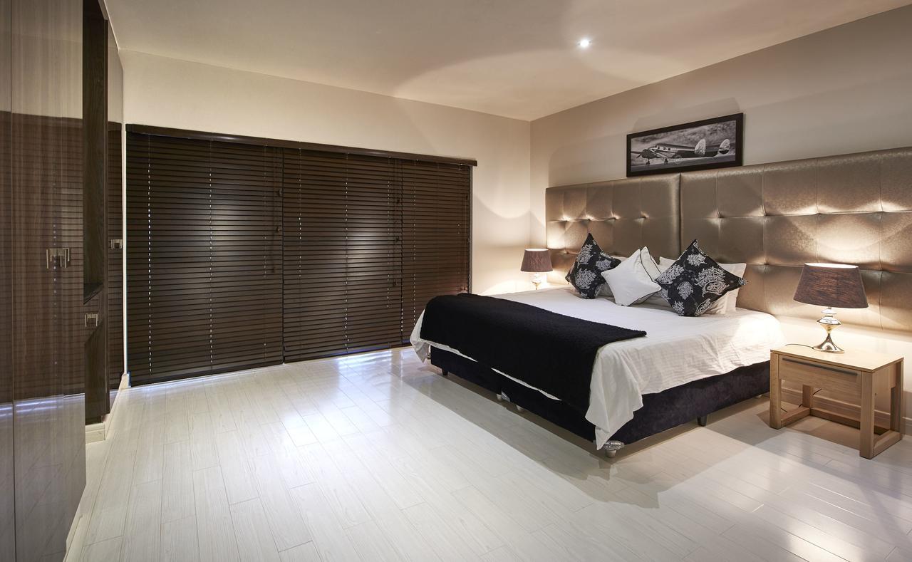 Dynasty Forest Sandown Serviced Apartments & Self Catering Hotel جوهانسبورغ المظهر الخارجي الصورة